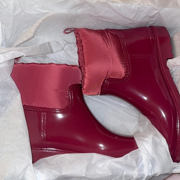 Michael kors rain boots, never worn - Picture 1 of 8